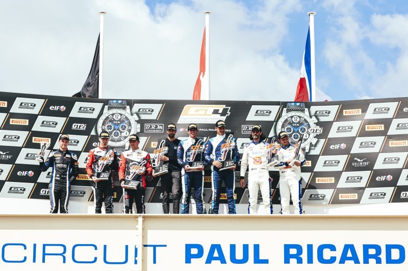 A110 GT4 C1 podium2