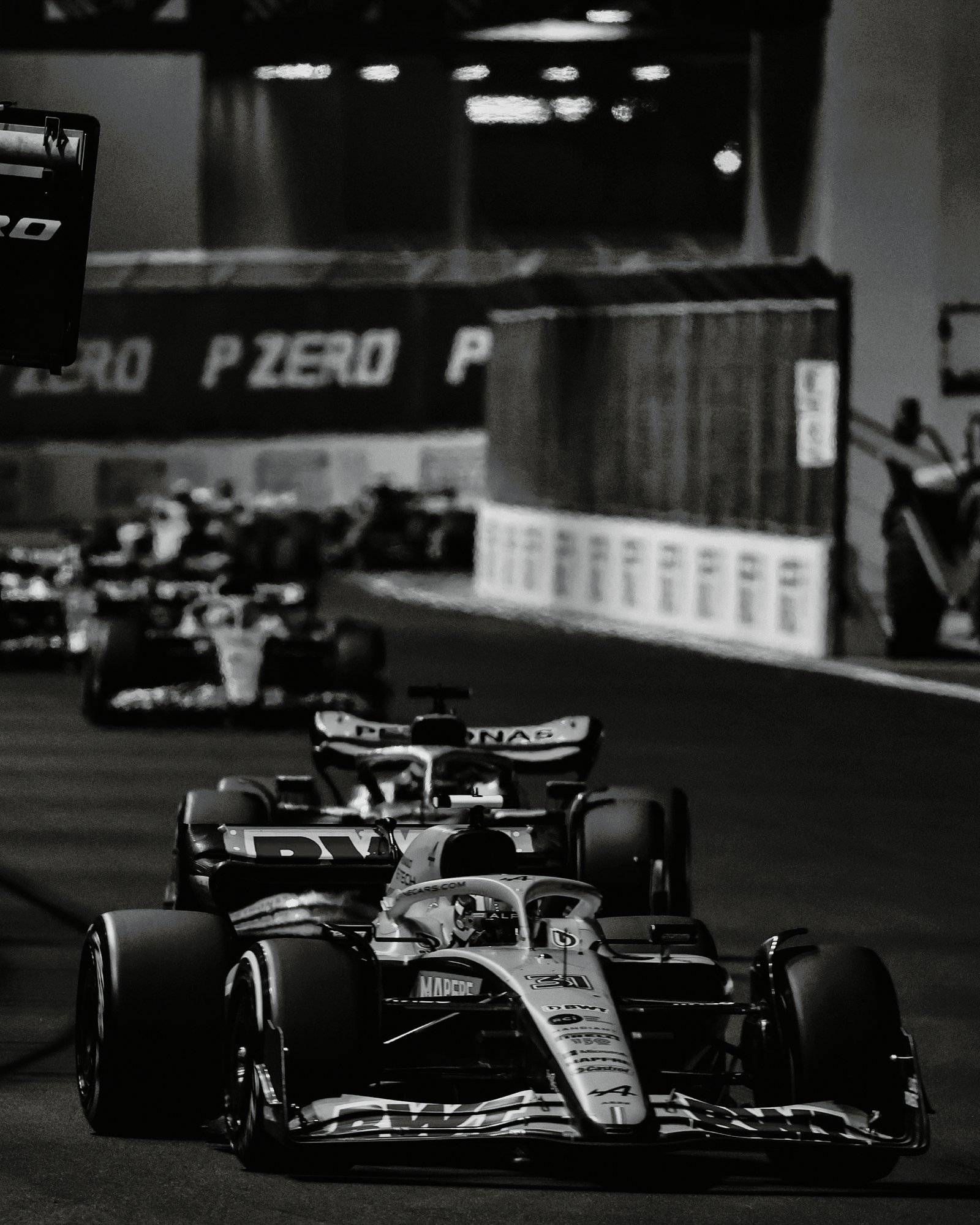 A523 F1 1