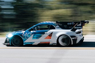 Alpine A110 Pikes Peak aux USA comm 1 min