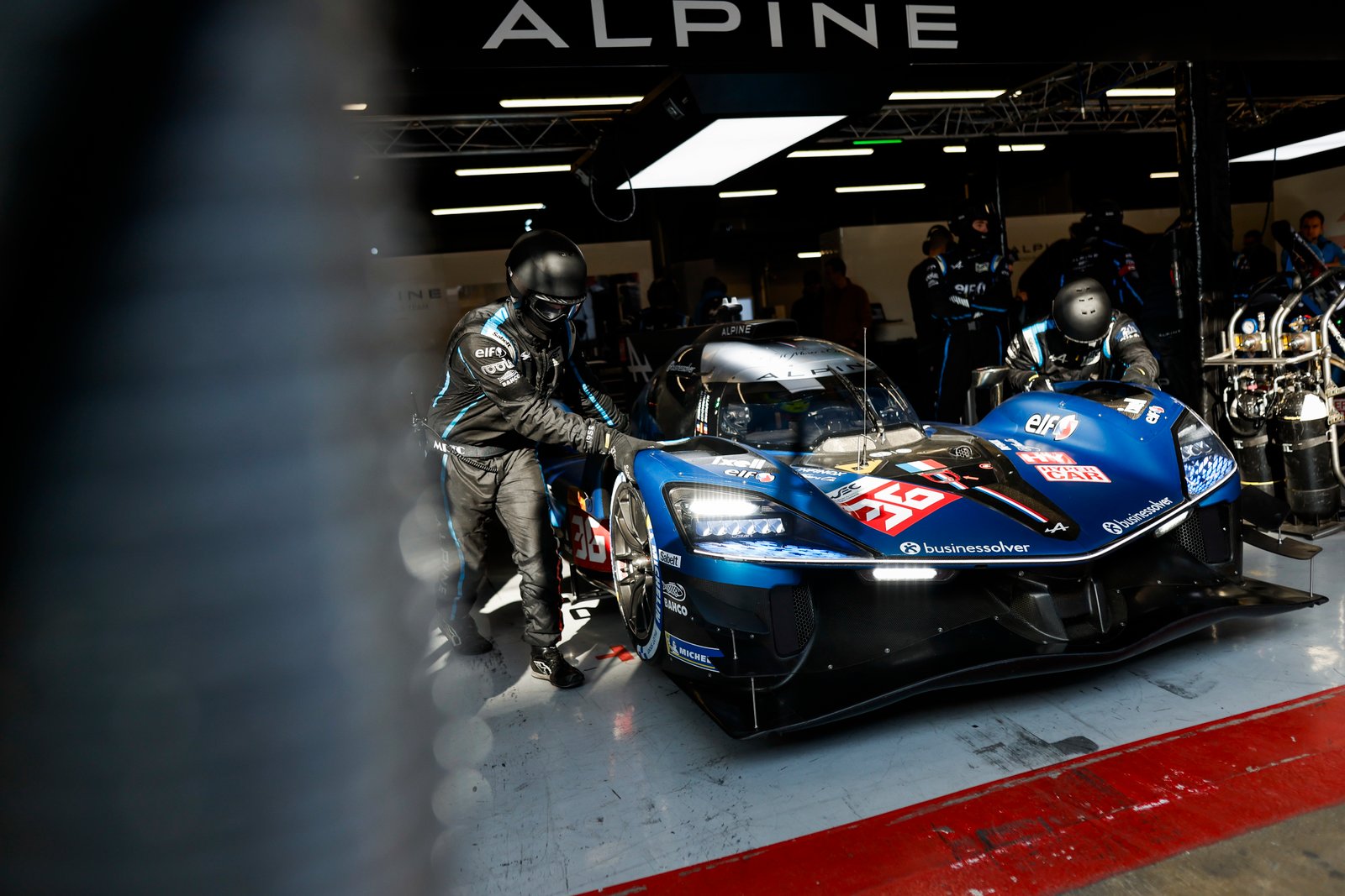 Alpine A424 hypercar Quatar comm1 2